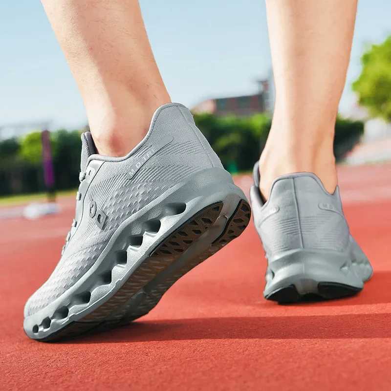 Mens shoes marathon running shoes thick sole impact absorption running shoes mesh jogging shoes casual sports shoesC250425