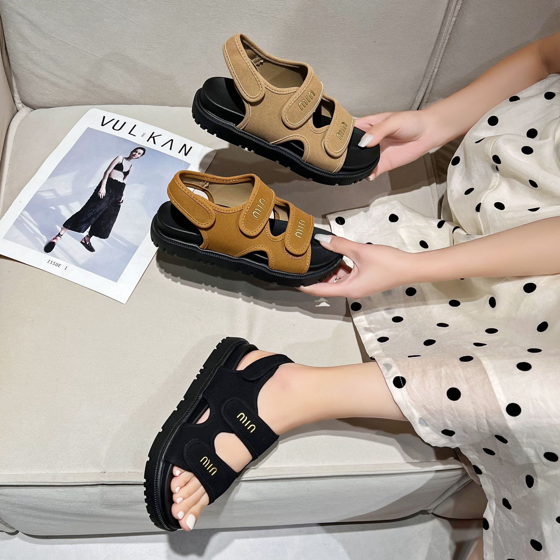 Slide - Black hot Flatform Sandals, Womens Designer Flat Sandals for Casual Comfort