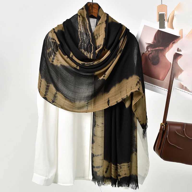 Tie dye Modal headscarf made of synthetic silk and cotton shawl suitable for warm plain scarves large-sized scarves Islamic headscarf size b85 * 72cm 