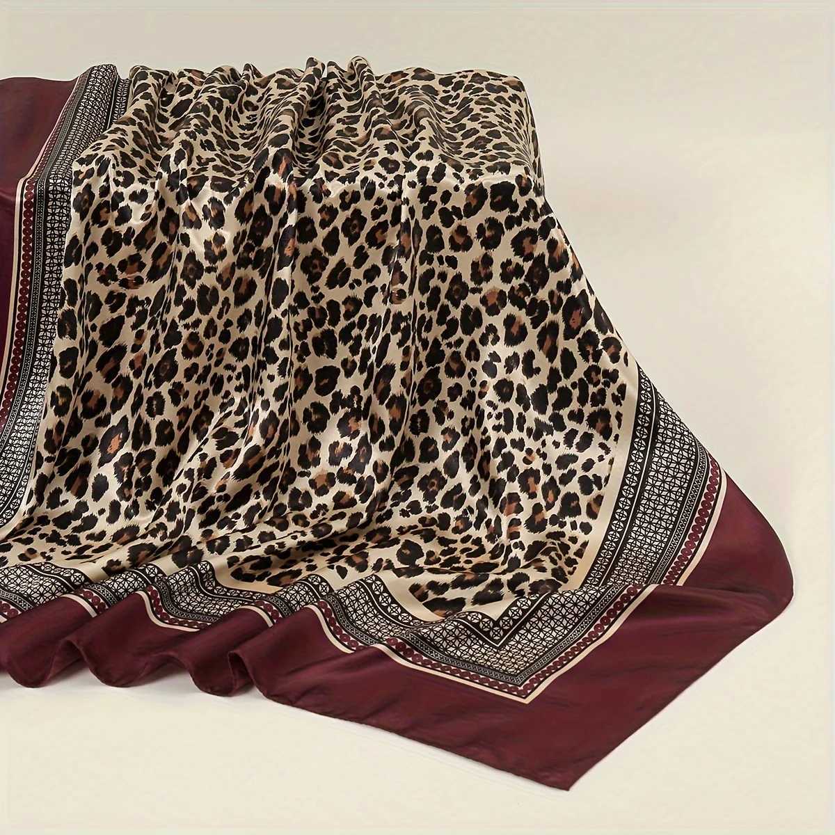 Leopard Print Square Shawls Four Seasons Popar Scarves Luxury Style Sunscreen Kerchief New 90X90CM Fabric X250324