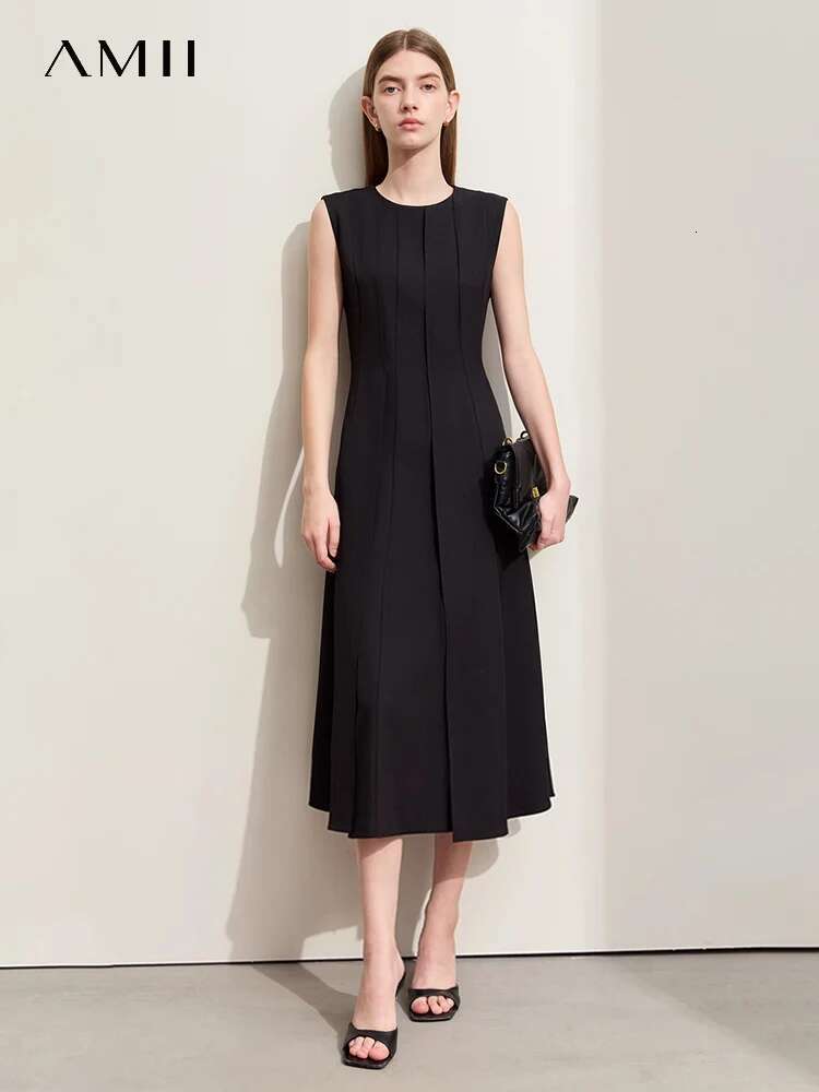 Amii Minimalism 2024 Summer New Elegant Dress For Women Office Lady O-Neck Irregular Sleeveless Solid Fashion Dresses 12452071