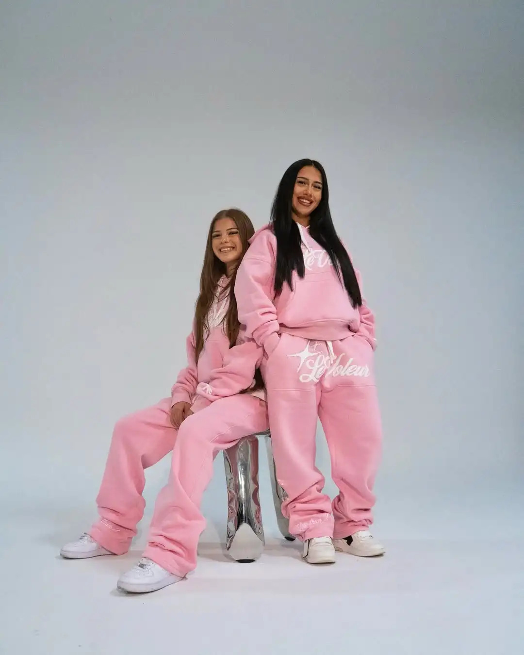 American Womens Hoodie Sweatpants Y2K Two Piece Set Gothic Letter Graphic Oversized Sweatshirt Drawstring Casual Pants Set 250324