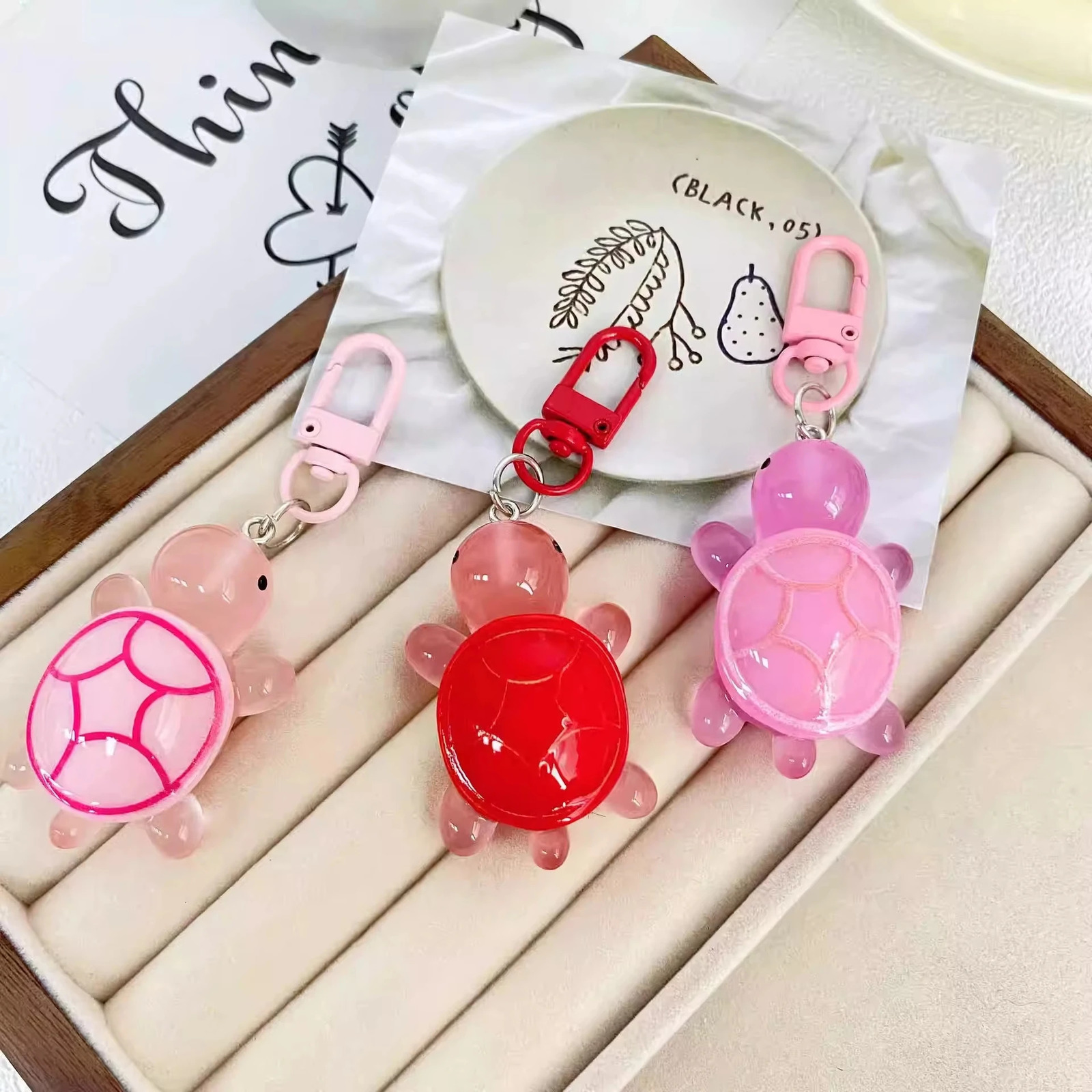 20PC Glow in The Dark Turtle Keychain for Women Bag Pendant Cute Luminous Tortoise Key Chains Animal Keyring Girl Friend DIYGift 250324