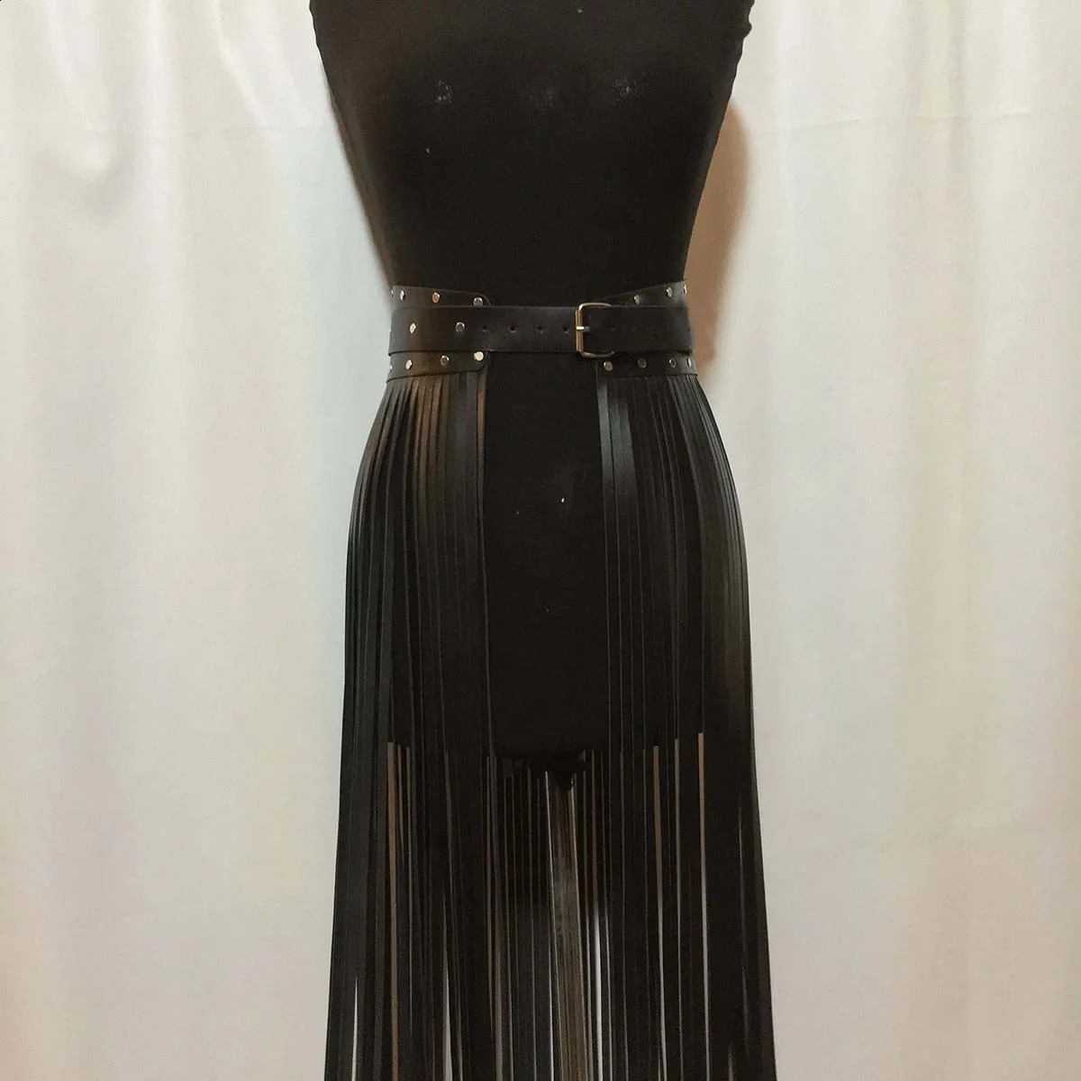Women Sexy Leather Harness Waist Belt Tassels Leather Skirt Punk Goth Cowboy Girl Wild Holiday Style Attire Clothing Accessorie 250318
