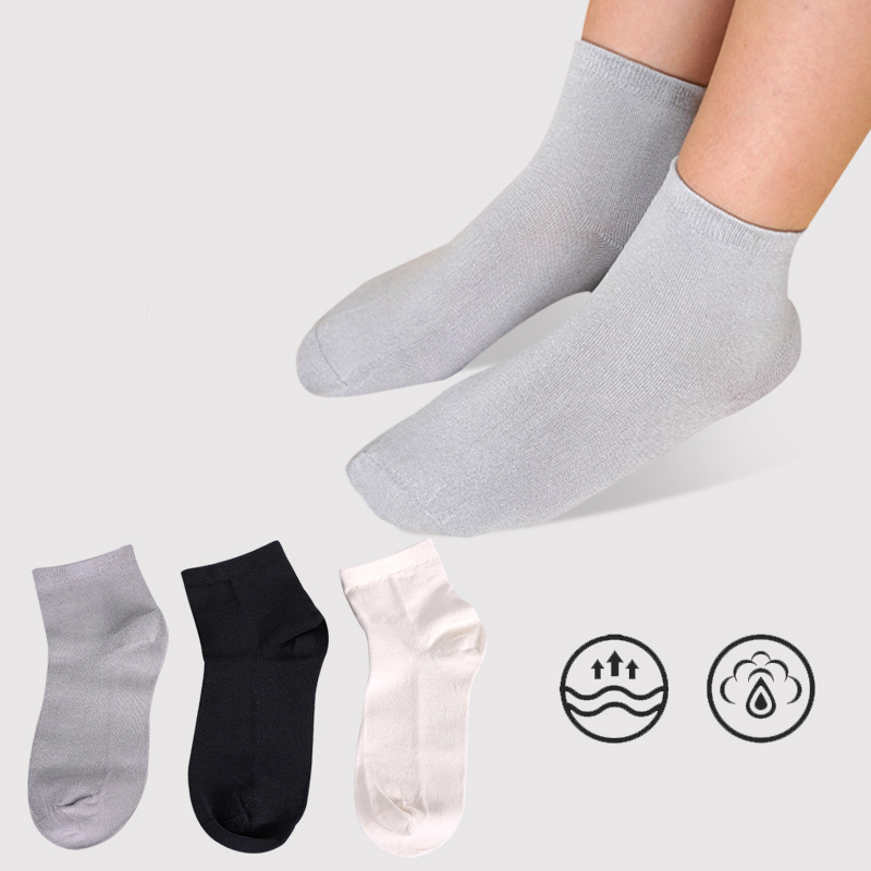Unisex Casual Crew Socks Made of Breathable Material - Perfect for Everyday Wear