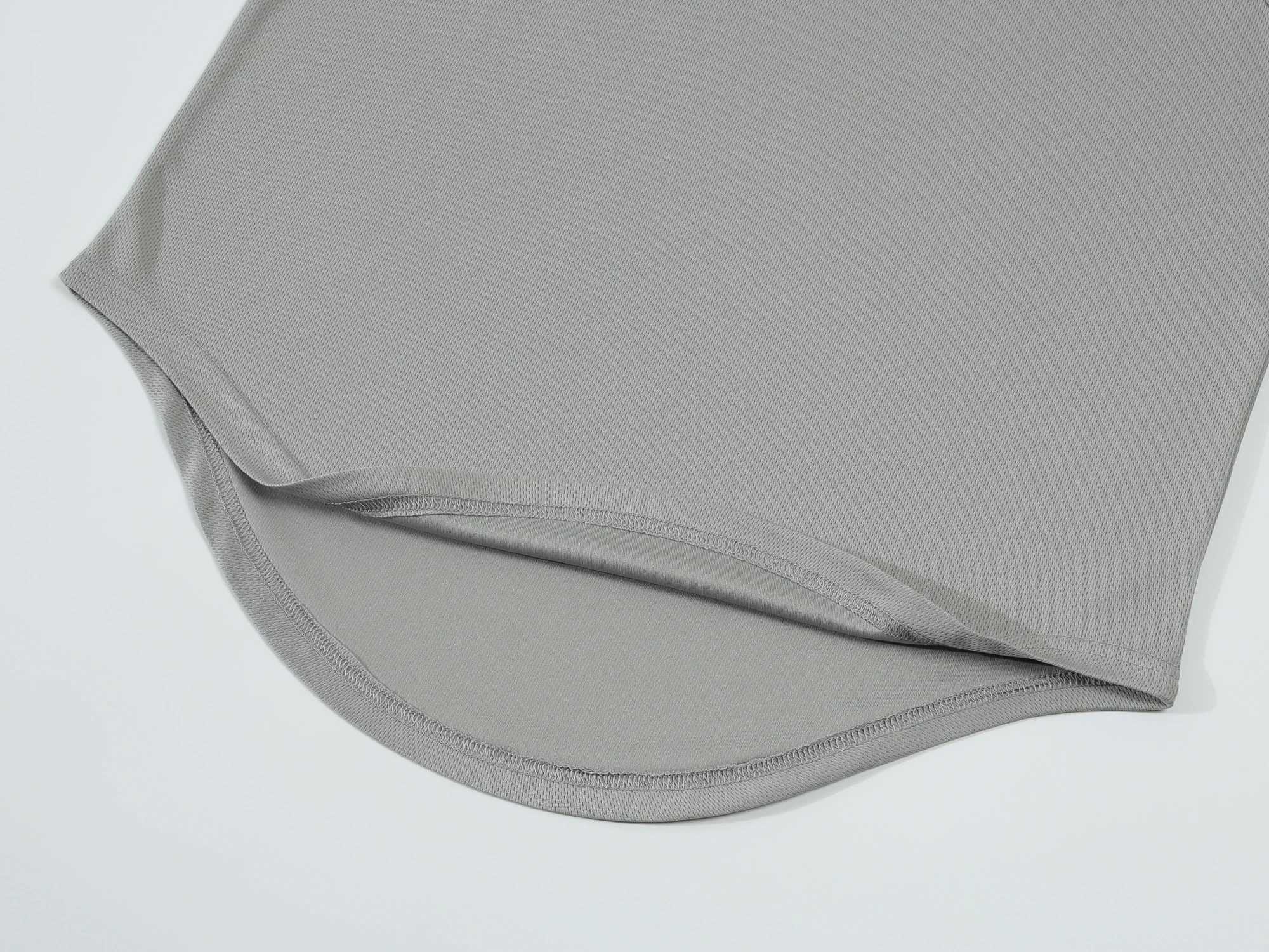 Summer mesh quick drying gym fitness vest mens casual moisturizing tight fitting sleeveless fitness vest X250324