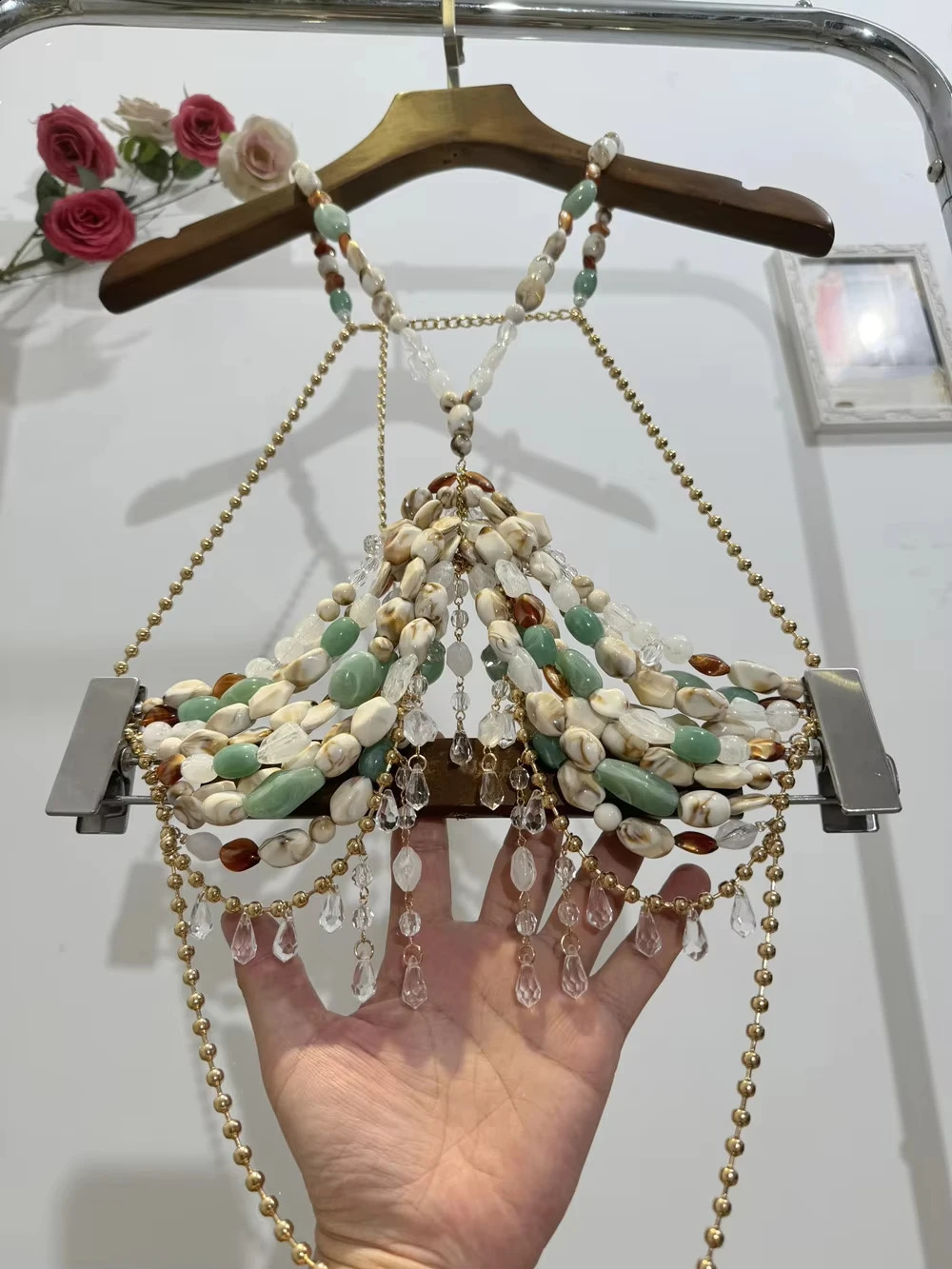 Sexy womens irregular shaped acrylic bead pendant with hollow tassel Luwen short top beach island travel pearl body 250324