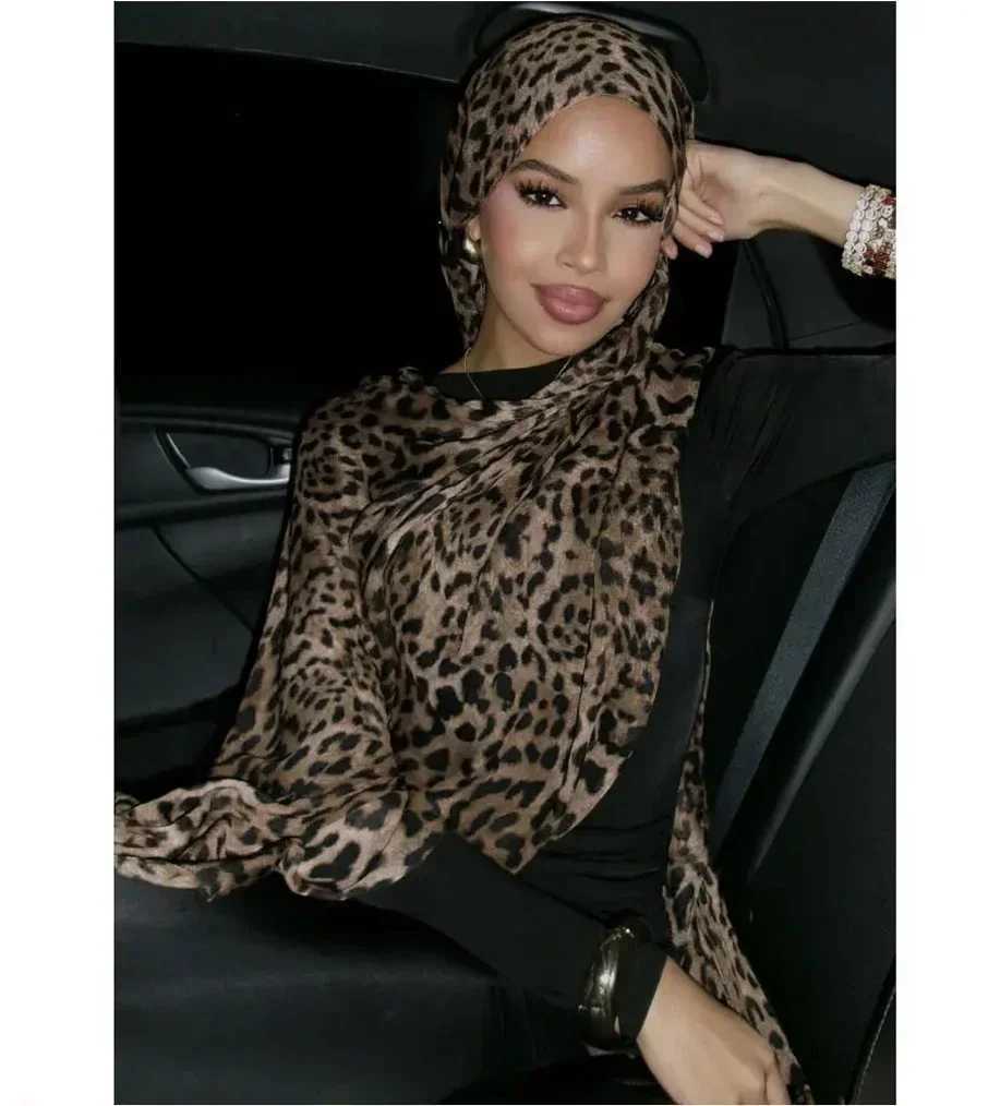 Hot S watercolor printed cotton headscarf scarf Wan Muslim headscarf shawl womens cotton synthetic silk adhesive headscarf X250324