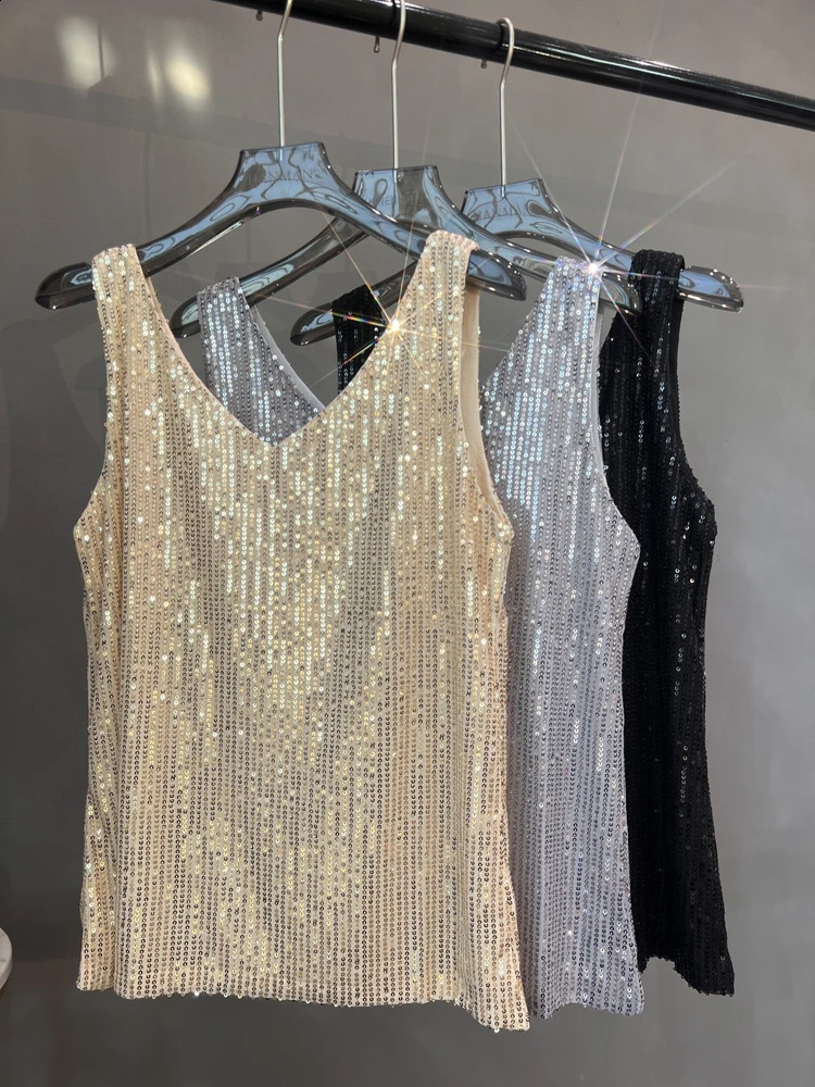 European and American Sequined V-neck Vest Worn Inside A Suit Bottoming Shirt and Worn Outside A Sparkling Top 250324