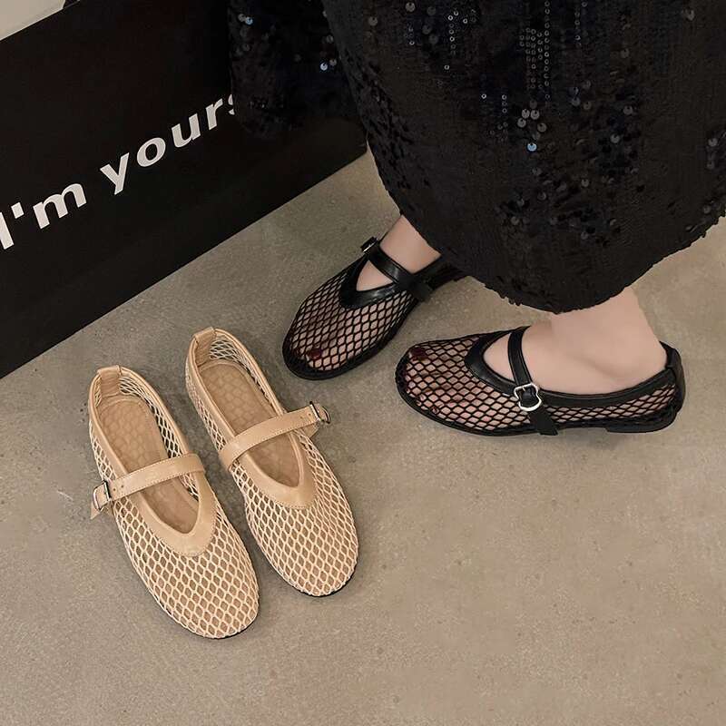 Pointed Flat Designer Casual Trend Breathable Ballet Women's Hollow Beach Sandals Mary Jane Shoes 2025 New Style