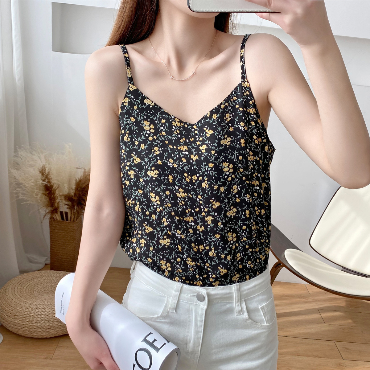 Korean Version Versatile Loose Camisole For Women In Summer 2025 Wearing Chiffon Small Floral Bottom Vest And Top Inside Trendy Trend
