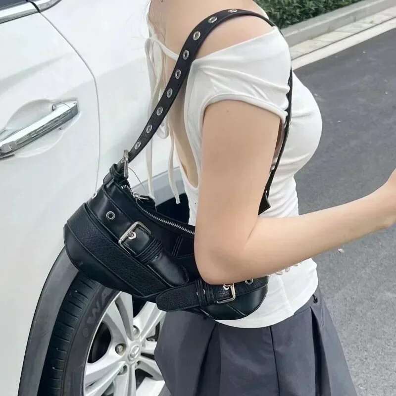 Vintage Belts Deco Women Shoulder Bags Designer Armpit Punk Motorcycle Bag Pu Leather Lady Handbag