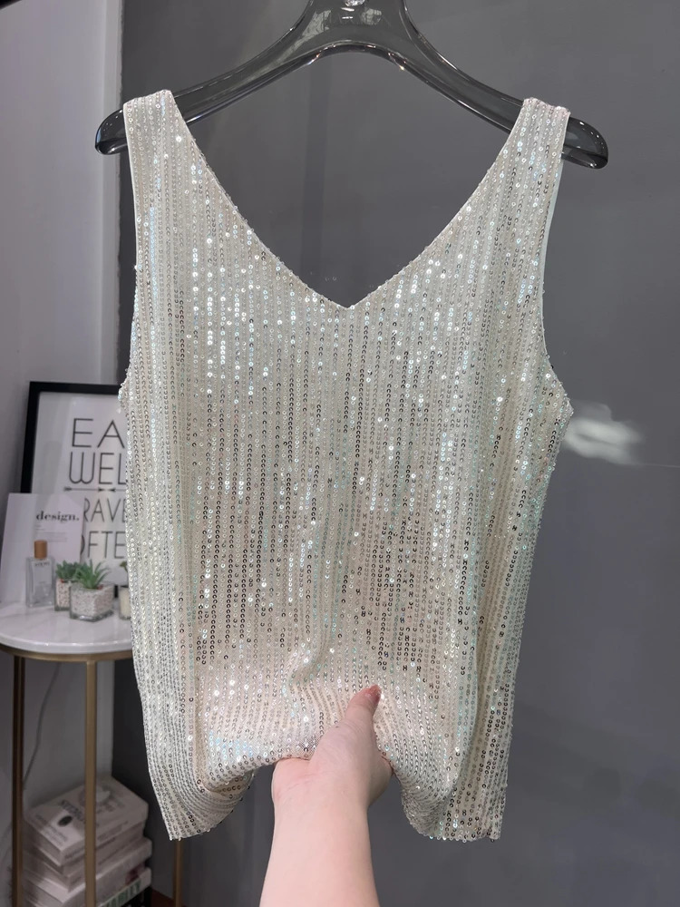 European and American Sequined V-neck Vest Worn Inside A Suit Bottoming Shirt and Worn Outside A Sparkling Top 250324