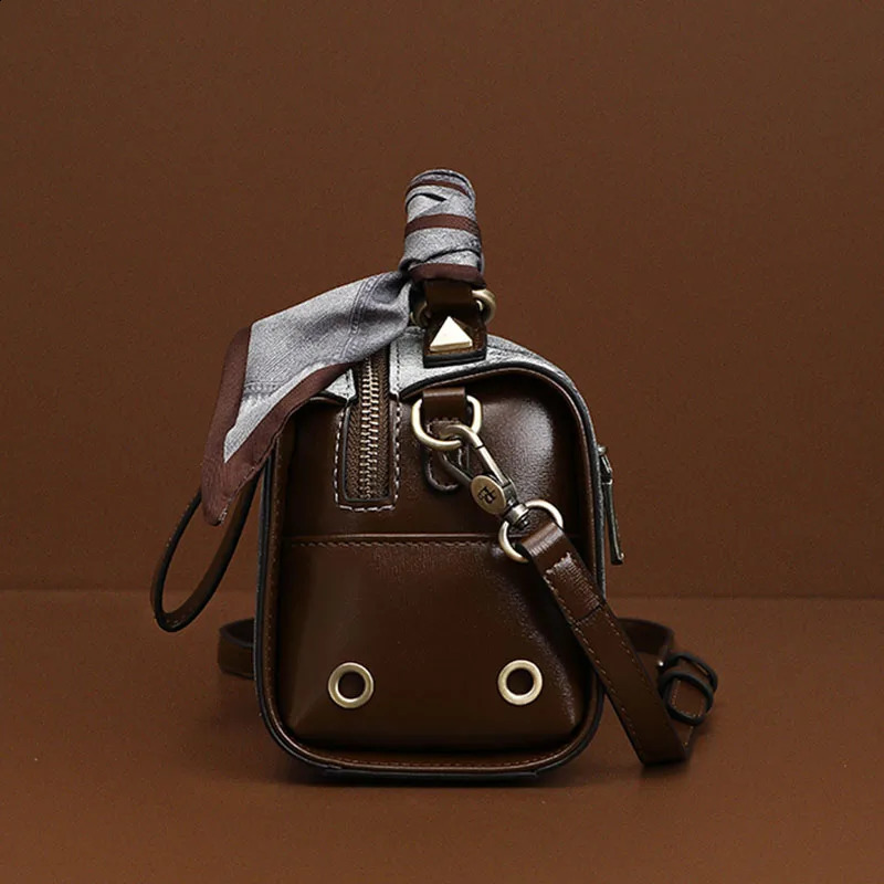 2024 Womens Elegant Grey Genuine Leather Bag Printed Cross Body Boston Handbag Pillow 250317