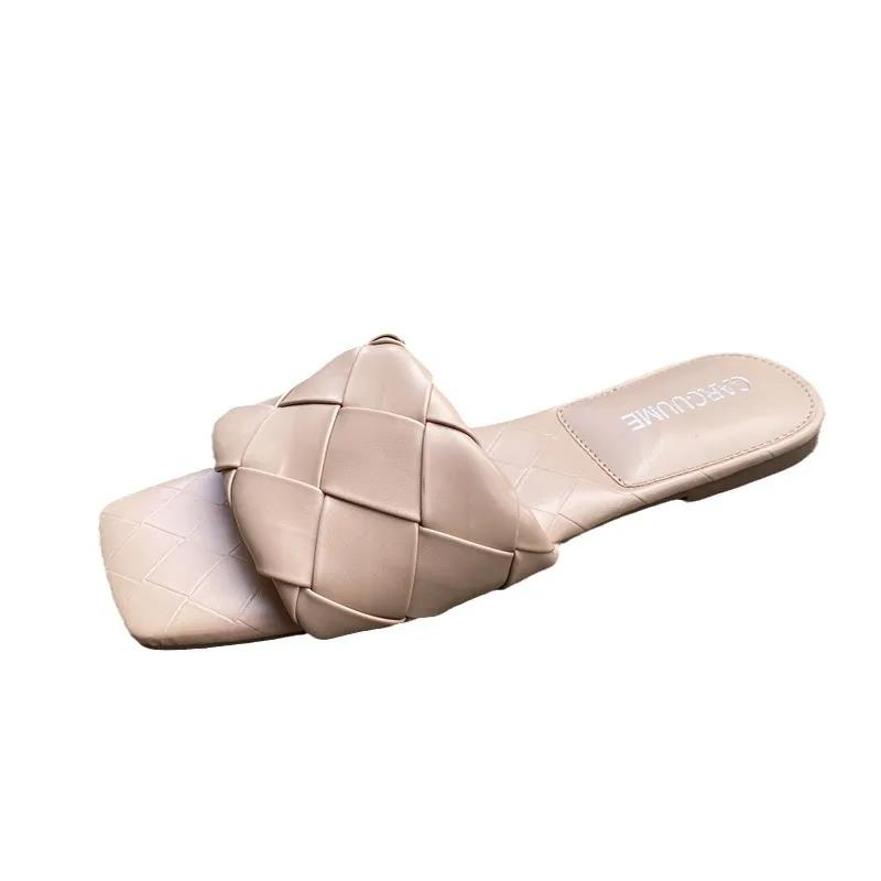 Flat bottomed slippers sandals Designer slipper free Shipping one-piece slippers beach sandal for women's outdoor wear NEW 2025