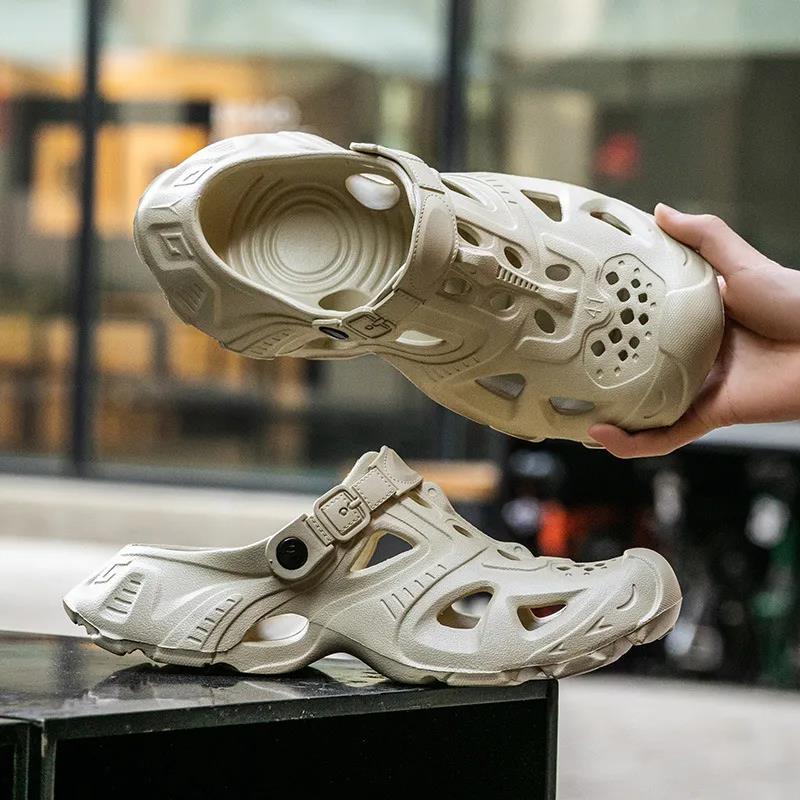 Thick soled sandals Designer anti slip toe cap slippers wear-resistant breathable perforated shoes men buckle external wear non smelly foot sandals 20