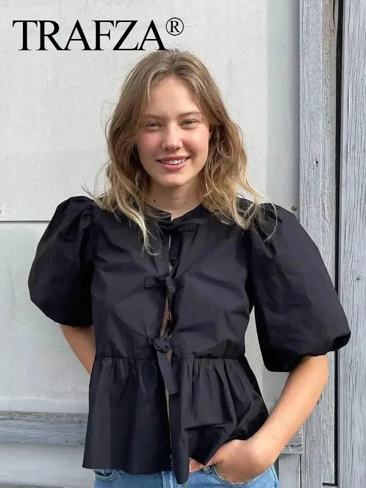 TRAFZA Fashion Solid Hollow Shirt Womens Waist O-Neck Short Sleeve Lace Top Fashion Womens Casual Shirt 250322