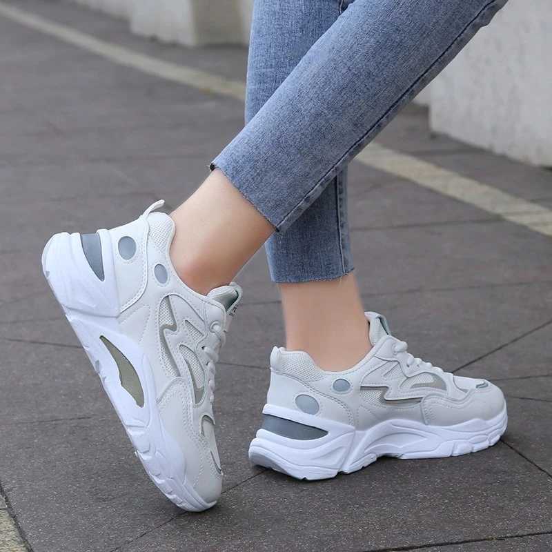 High thickness and thick sports shoes for women platform shoes new Fi breathable mesh sports shoes for women casual sports shoesXJ250324