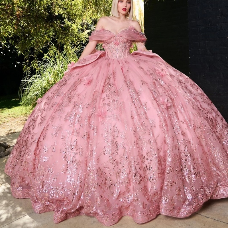 Pink Shiny Quinceanera Dresses Off Shoulder Ball Gown Sweet 16 Dress Beads Sequin Appliques Lace Bow Tull Corset Birthday Party Vestidos De 15 Anos