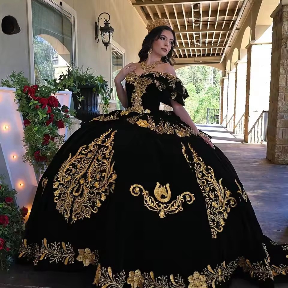 Black Satin Off Shoulder Ruffles Quinceanera Dresses Ball Gown Gold Appliques Lace Sweet 15 Anos Mexican Customized
