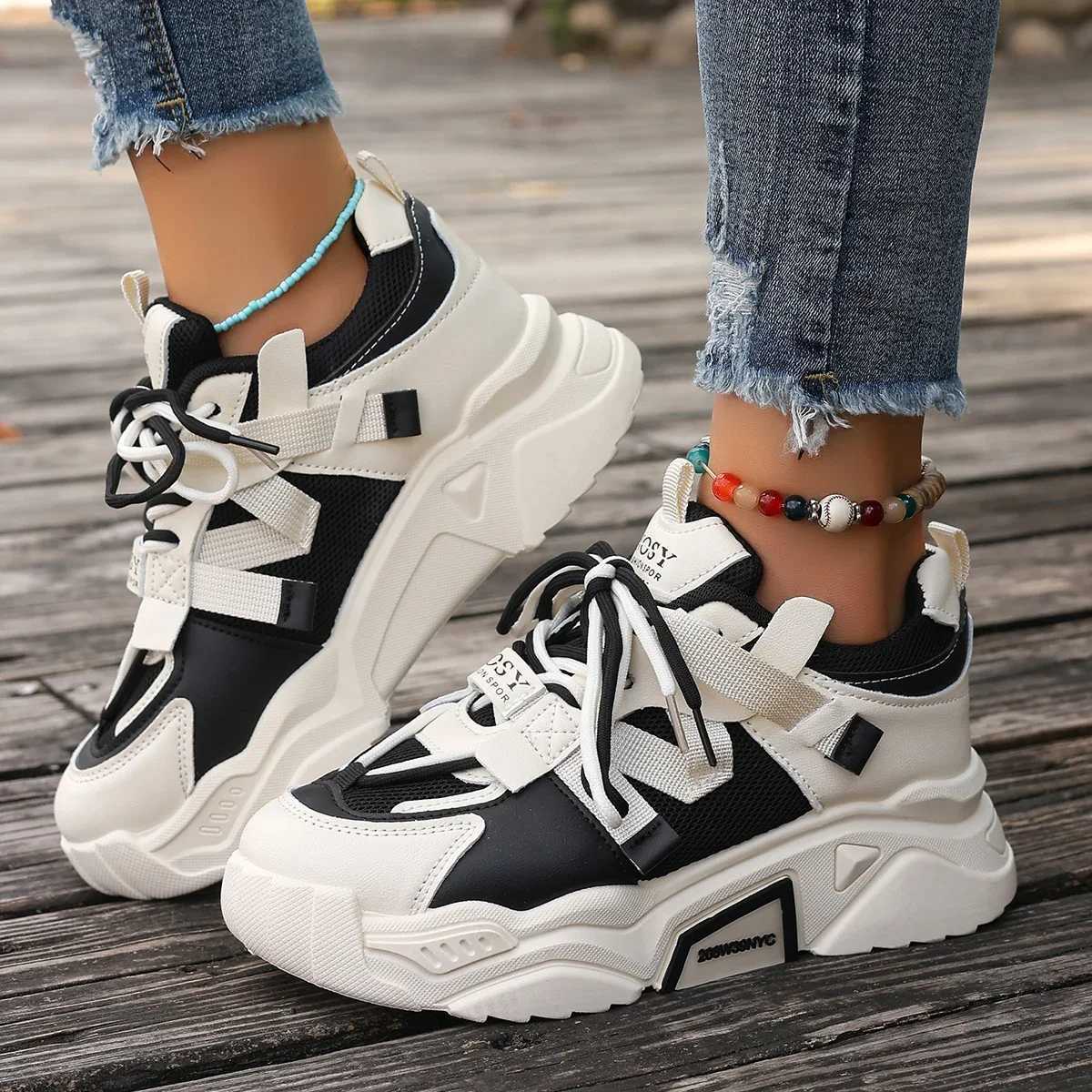 New sports shoes for women designer shoes for women lightweight mesh breathable Versatile outdoor casual vulcanized shoes Zapatos De MujerXJ250324