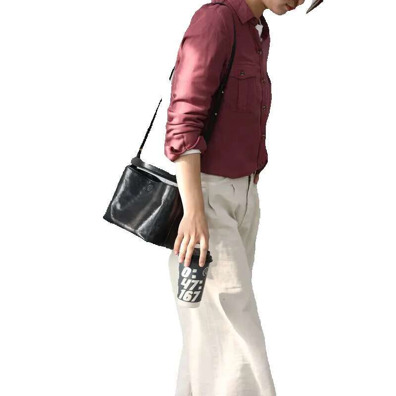 2024 New Arrival Genuine Leather Crossbody Bucket Bags Women Retro Small Handbag Soft Shoulder Bag