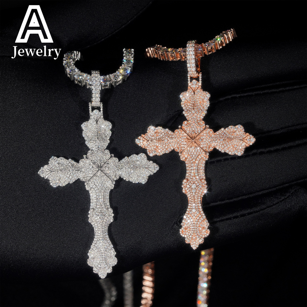Stock Iced Out Hip Hop Pendant 925 Silver White Gold Plated VVS1 Moissanite Diamond Cross Pendant Necklace