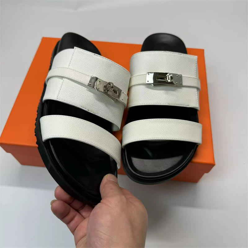 2025 men's slippers, flat leather shoes, straight drag men