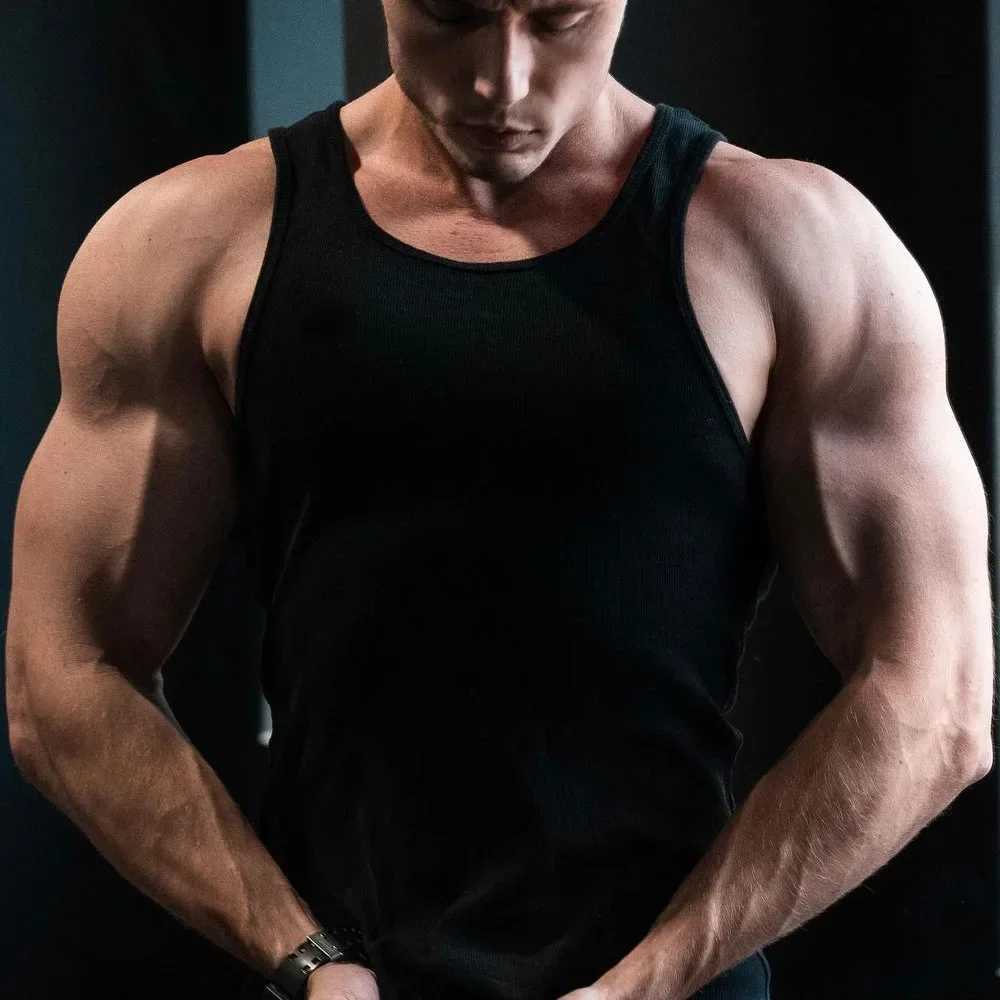 2024 high-quality breathable gym mens fitness running ice black tight fiber shirt fitness upper body mens M-3XL X250324