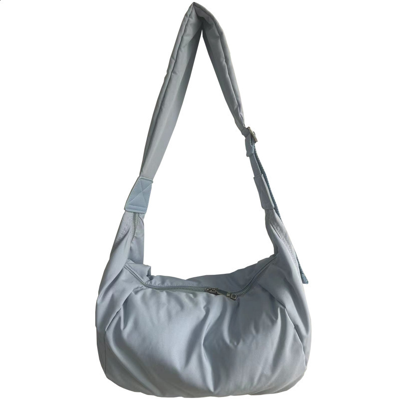 Muye Leather Cross Shoulder Bag for Women 2023 Autumn/Winter Large Capacity Dumpling Bag Down Cotton Simple and Versatile Shoulder Bag 241111