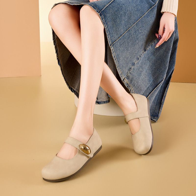 2025 new minimalist Korean version shallow mouth single shoe with Velcro for comfortable and multifunctional design, fashionable and casual women'