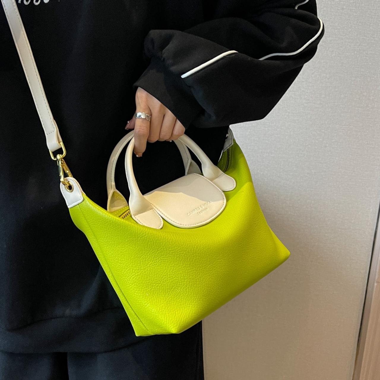 design bag 2025 style bag casual and versatile high-end sense hand-held shoulder bag commuter crossbody dumpling bag