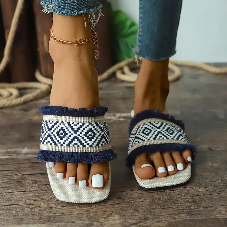 slippers Designer free Shipping Flat bottomed slippers with square heads casual slipper External penetration Women with a single line tassel slippers 