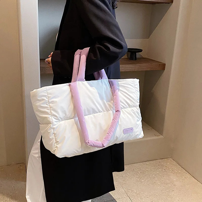 Fashion Plaid Padded Tote Bag Laptop bag Soft Puffy Women Handbags Nylon Down Cotton Shoulder Bags Warm Winter Female Purse 250314