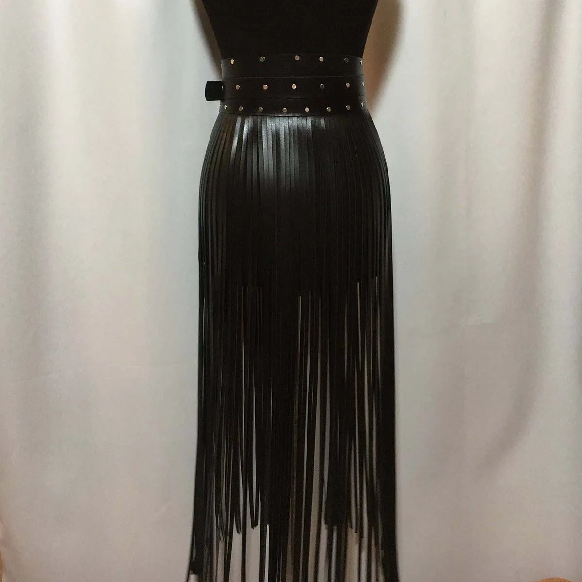Women Sexy Leather Harness Waist Belt Tassels Leather Skirt Punk Goth Cowboy Girl Wild Holiday Style Attire Clothing Accessorie 250318