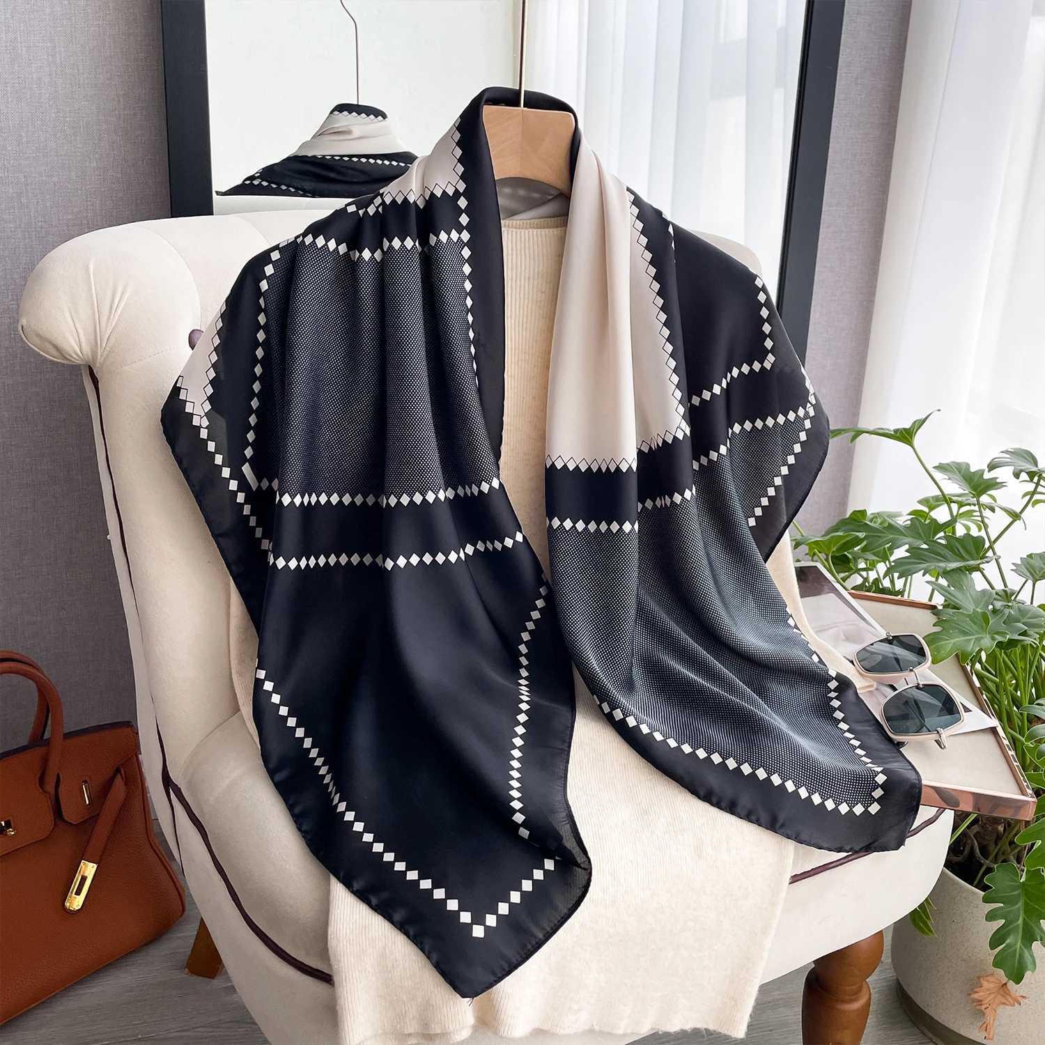 Luxury silk scarf warm summer foard satin square headscarf womens brand shawl 90 * 90 silk scarf Muslim headscarf X250324