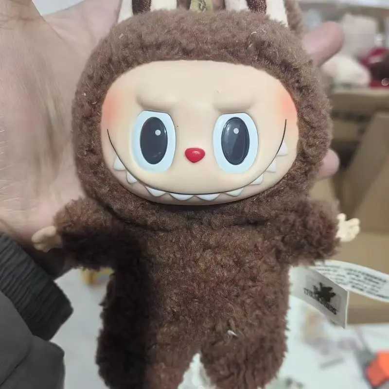 17cm Labubu Monster Blind Box Milan Fashion Week Milan Purple Kingdom Series Model Doll Enamel Keychain M250324