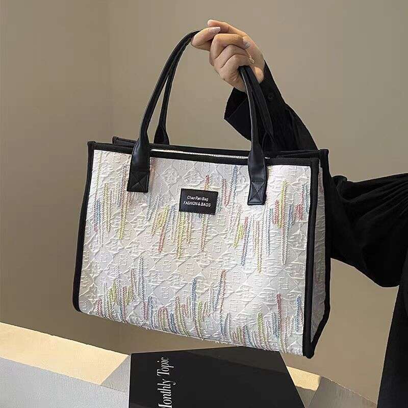 2025 pretty Large capacity canvas bag versatile 2024 women's new fashion handbag, single shoulder commuting mom beautiful tote bag, ethnic style 