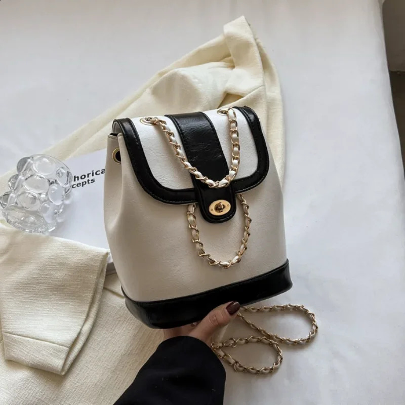 Stylish Chain Strap Small Backpacks For Women Soft PU Leather Backpack Female Fashion Travel Bag School Bag Trendy 250318