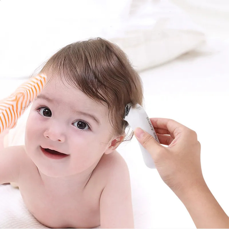 Kemei 1318 Infant Mini Electric Hair Trimmer Baby Hair Clipper Quiet USB Rechargeable Shaver Kids Haircut Beard Razor for Men 250303