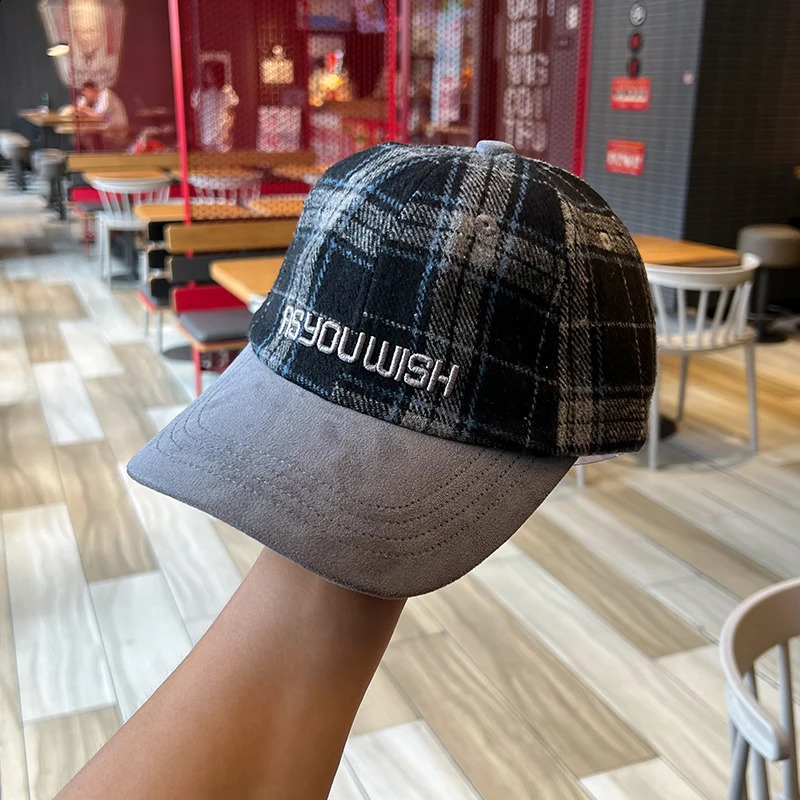 Hat Autumn and Winter Woolen Plaid Colorblock Peaked Cap Baseball Caps for Men and Women Color Hip Hop Hat Curved Brim Soft Cap 250321