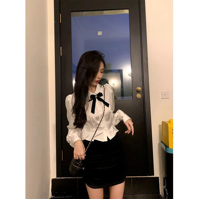 White Bow Shirts Women Sweet Preppy Kawaii Lace Patchwork Blouses Lolita Korean Elegant Peter Pan Collar Long Sleeve Crop Tops 250322