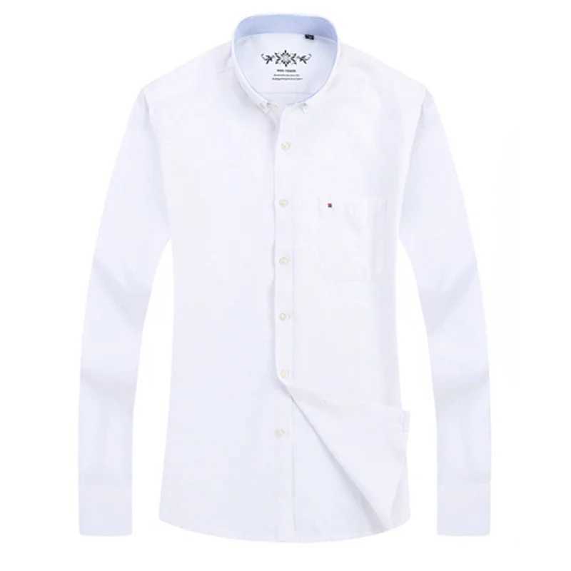 Mens fashion long sleeved solid Oxford shirt with single patch pocket casual fit button down collar shirt X2503241