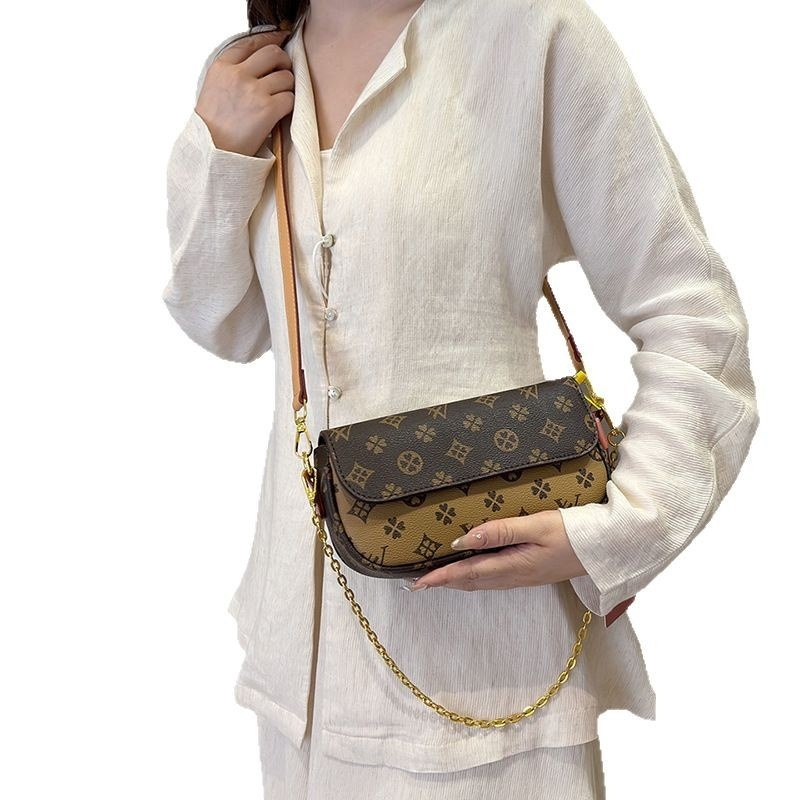 Designer Shoulder Handbags - Fashion Printed Small Square Bag, Chic hot Women's Underarm Messenger Bag with Artistic Design