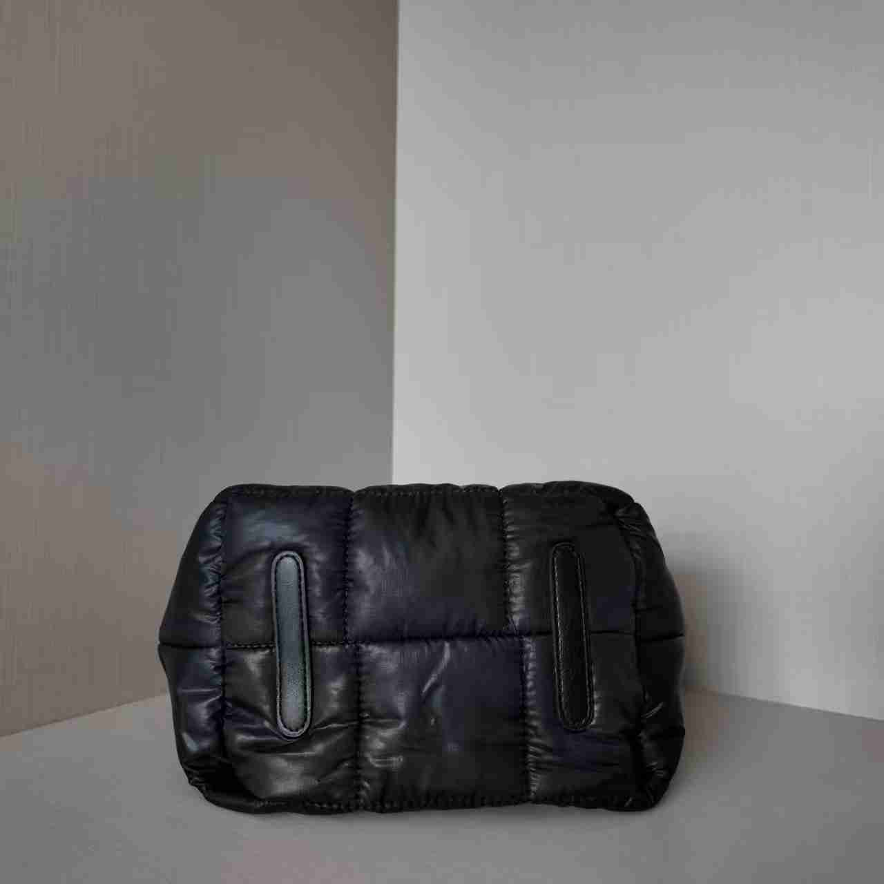 Women 5L Shoulder Bag Women Quilted Grid Lady Underarm Bag Portable Crossbody Handbags With Zipper