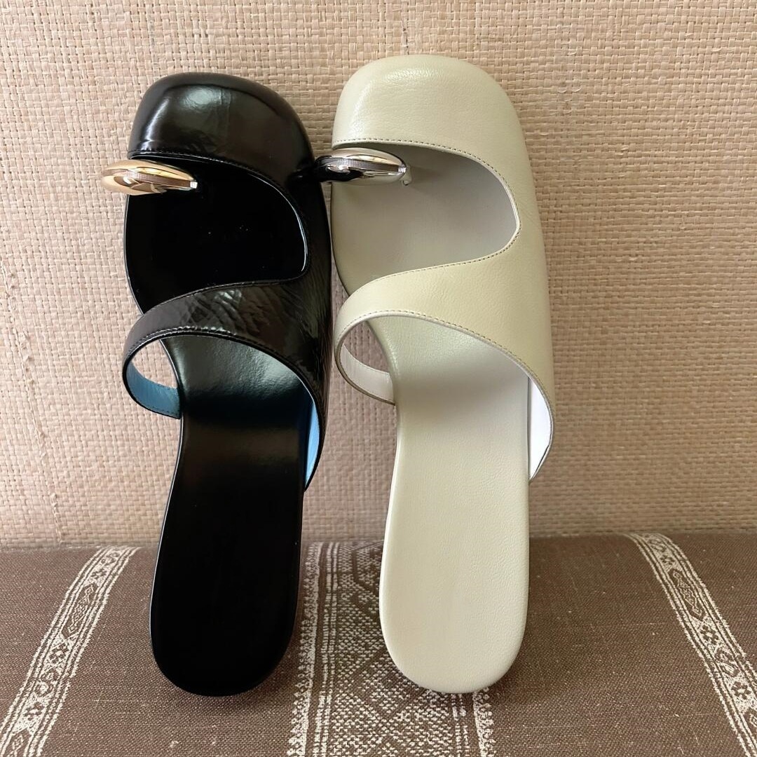 2025 hot new free shipping designer sandals for womens wedge sandal green white black French hollowed out high heels with stylish exterior design