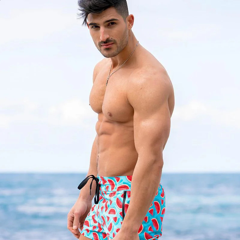 2025 selling mens fashionable beach shorts polyester quick drying multicolor sports three minute anime 250321