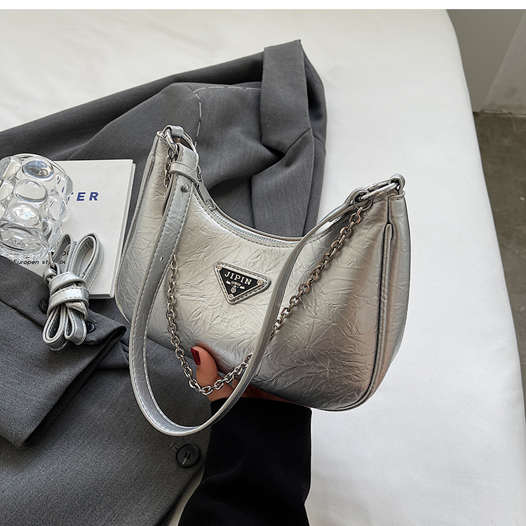 Free shipping designer bag 2025 new High-end stylish niche-designed women bag new popular and trendy versatile crossbody bag single-shoulder and under
