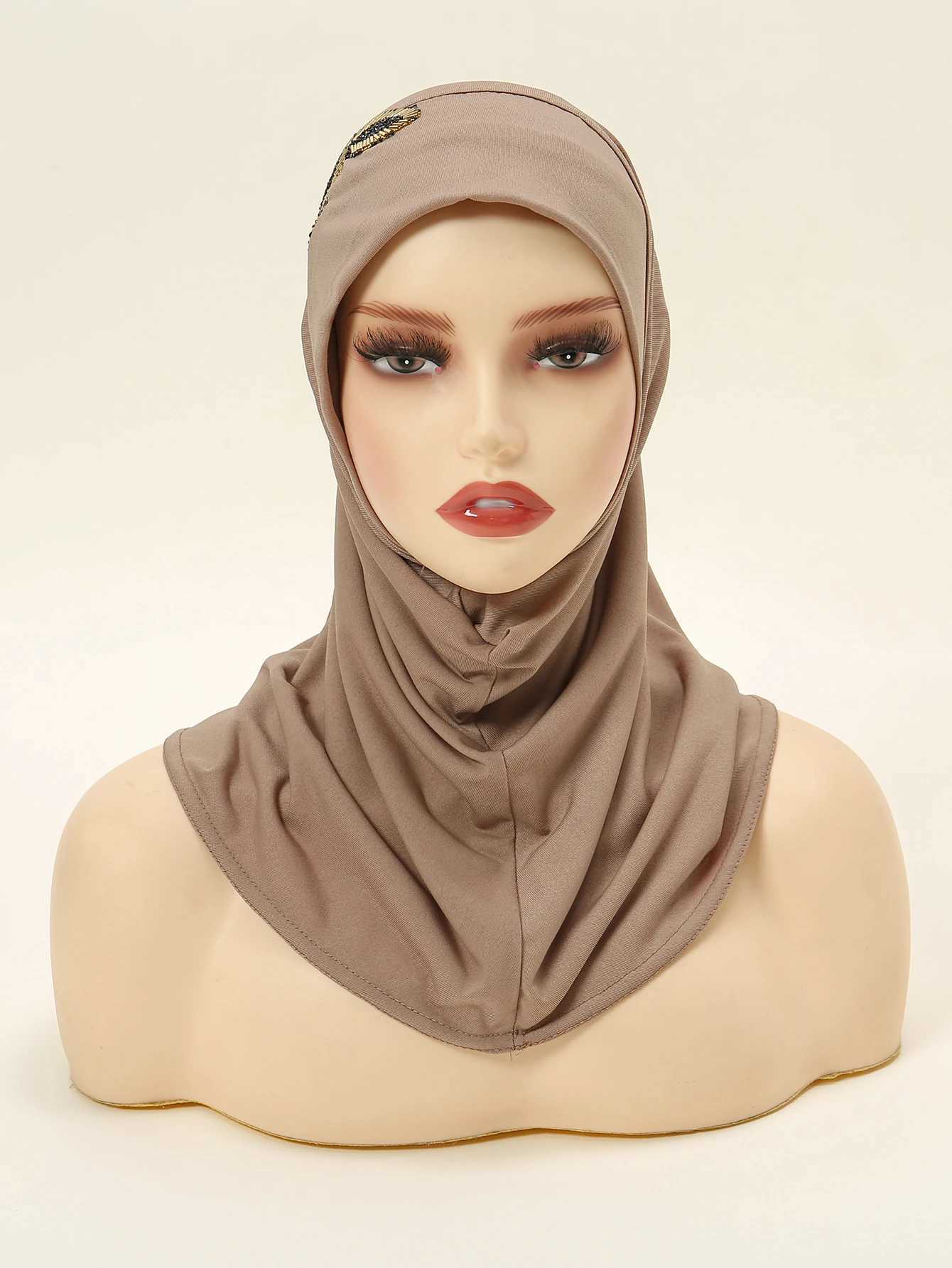 New mode of instant Muslim headscarf with water diamond bead bottom card headscarf warm Islamic headscarf Ramadan headscarf X250324