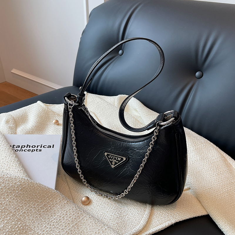 Free shipping designer bag 2025 new High-end stylish niche-designed women bag new popular and trendy versatile crossbody bag single-shoulder and under
